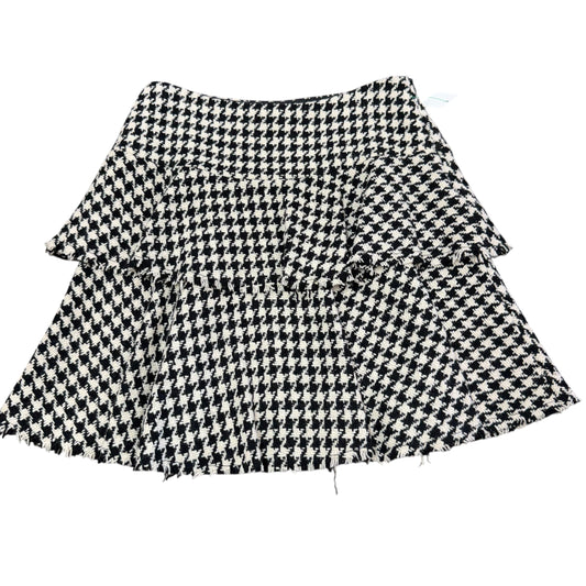 TRINA TURK BLACK WHITE HOUNDSTOOTH SKIRT 241 SZ 2