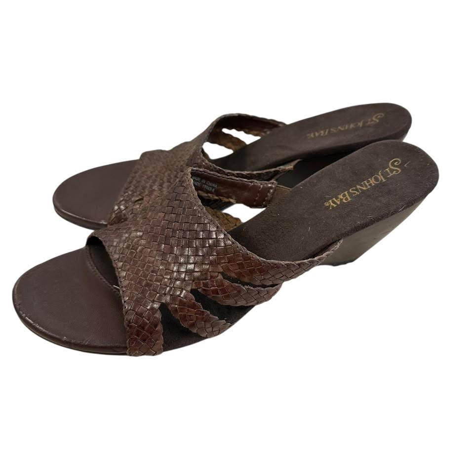 ST JOHN BAY BROWN SANDALS Sz 9