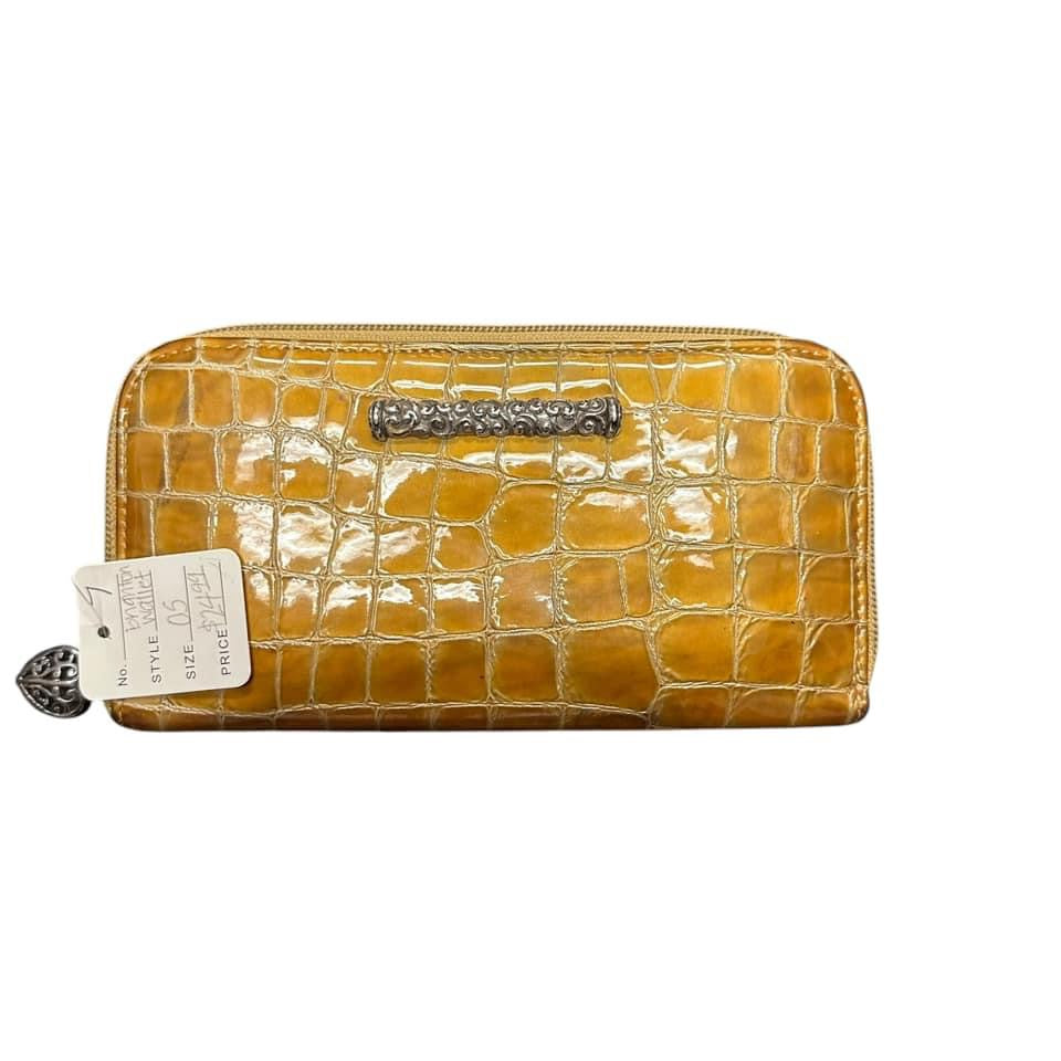 BRIGHTON EMBOSSED WALLET 7