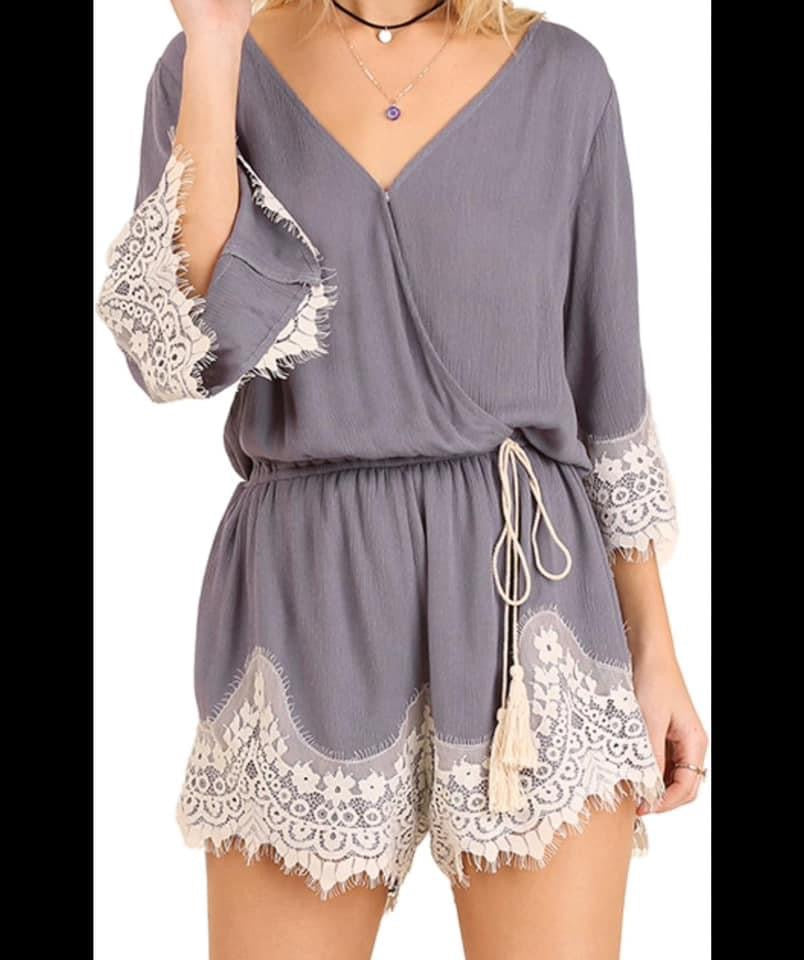 UMGEE LILAC LACE ROMPER - 100 SMALL