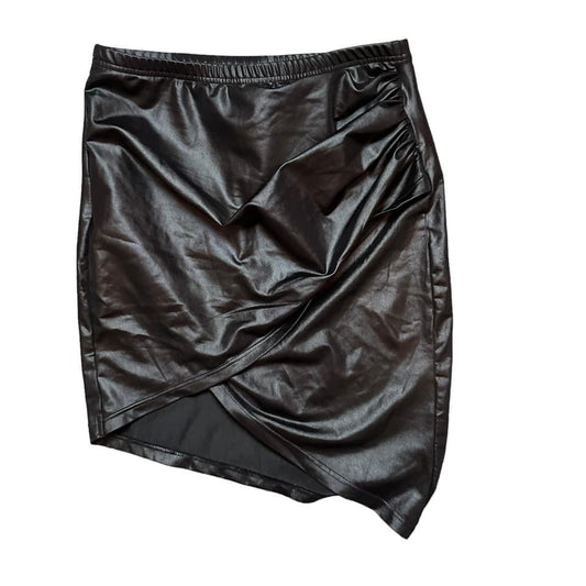 SHEIN BLACK CRINKLED MINI SKIRT - 143 - LARGE