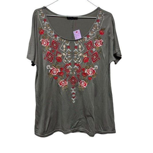 ANDREE BY UNIT EMBROIDERED TOP  LARGE  $12.99