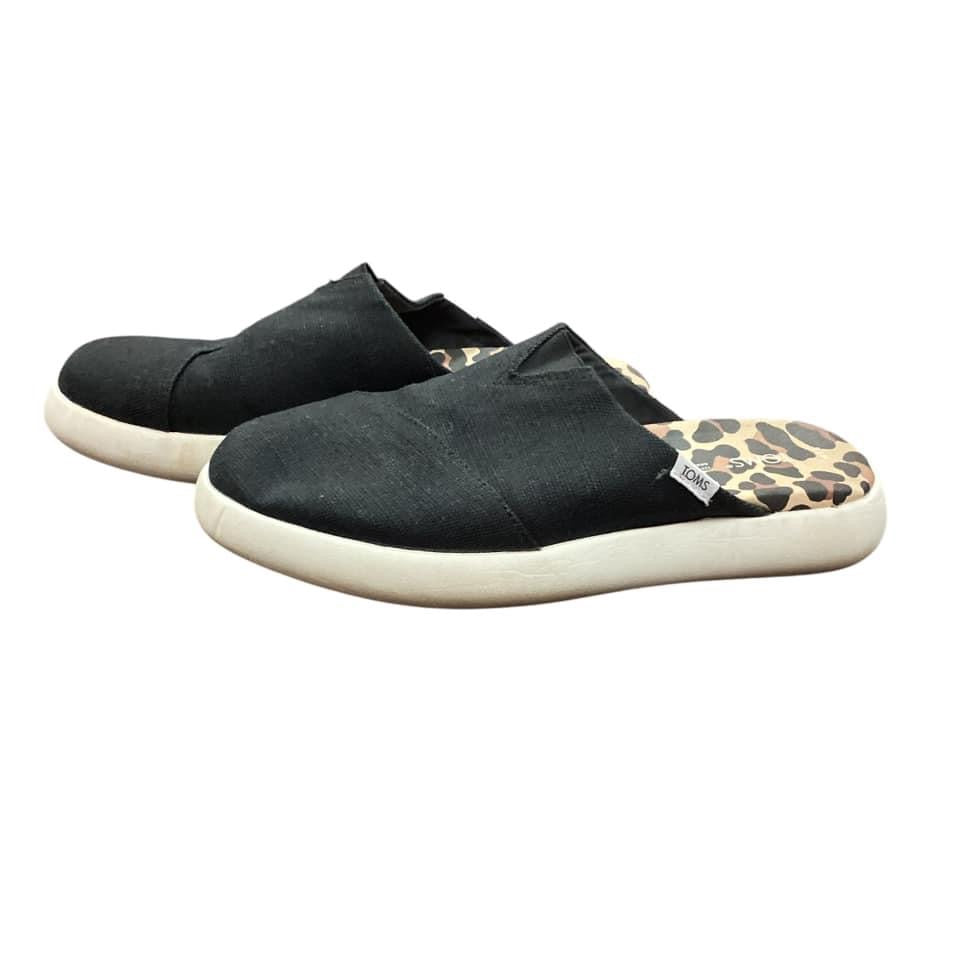 TOMS BLACK SLIP ONS (#139)- SIZE 7.5