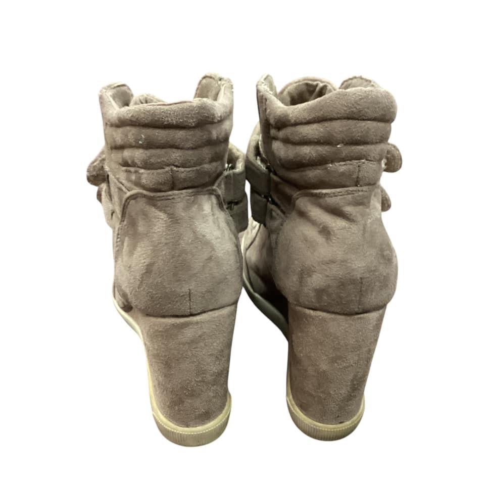 TAUPE FAUX SUEDE WEDGE HIGH TOPS  Sz 6.5